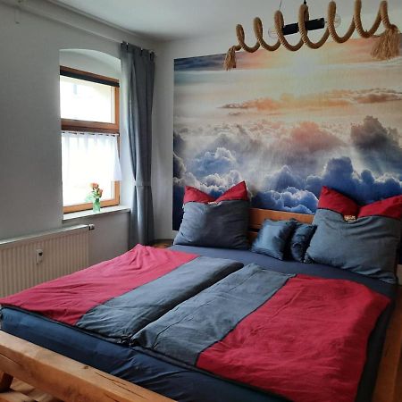 Neu! Geschmackvolle Fewo Lengenfeld Lengenfeld  Экстерьер фото
